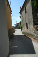 Ozke ulice istrske vasi Gaon